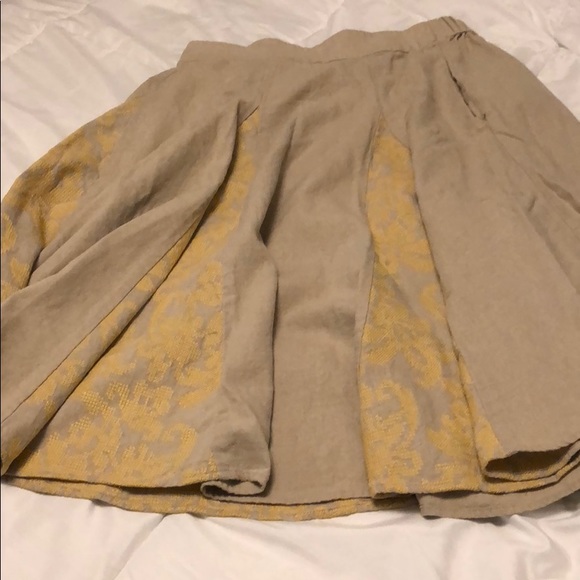 Full Linen Skirt Suit - Picture 2 of 2
